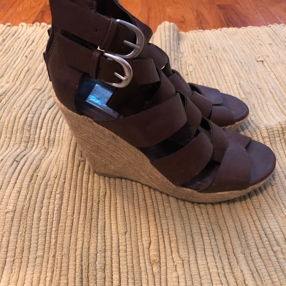 Gladiator Wedges - Picture 2 of 3